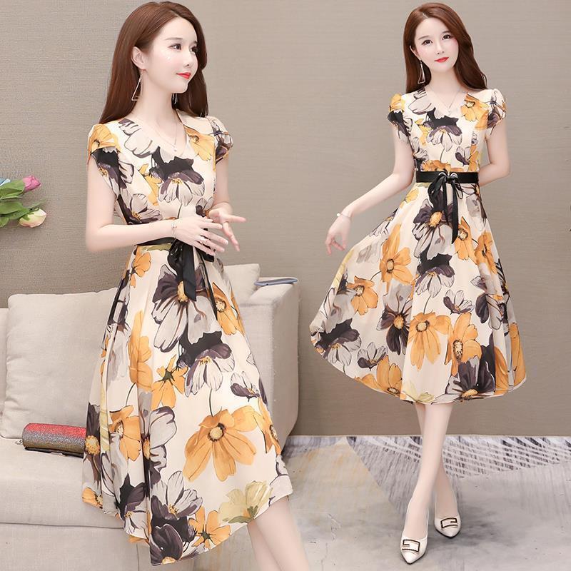 Noble Lady,Ladies Temperament Dress, Western Style Mother Women's Temperament, Mesh Chiffon Skirt