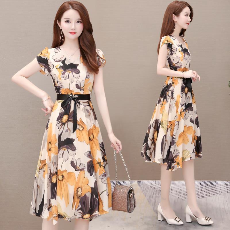 Noble Lady,Ladies Temperament Dress, Western Style Mother Women's Temperament, Mesh Chiffon Skirt