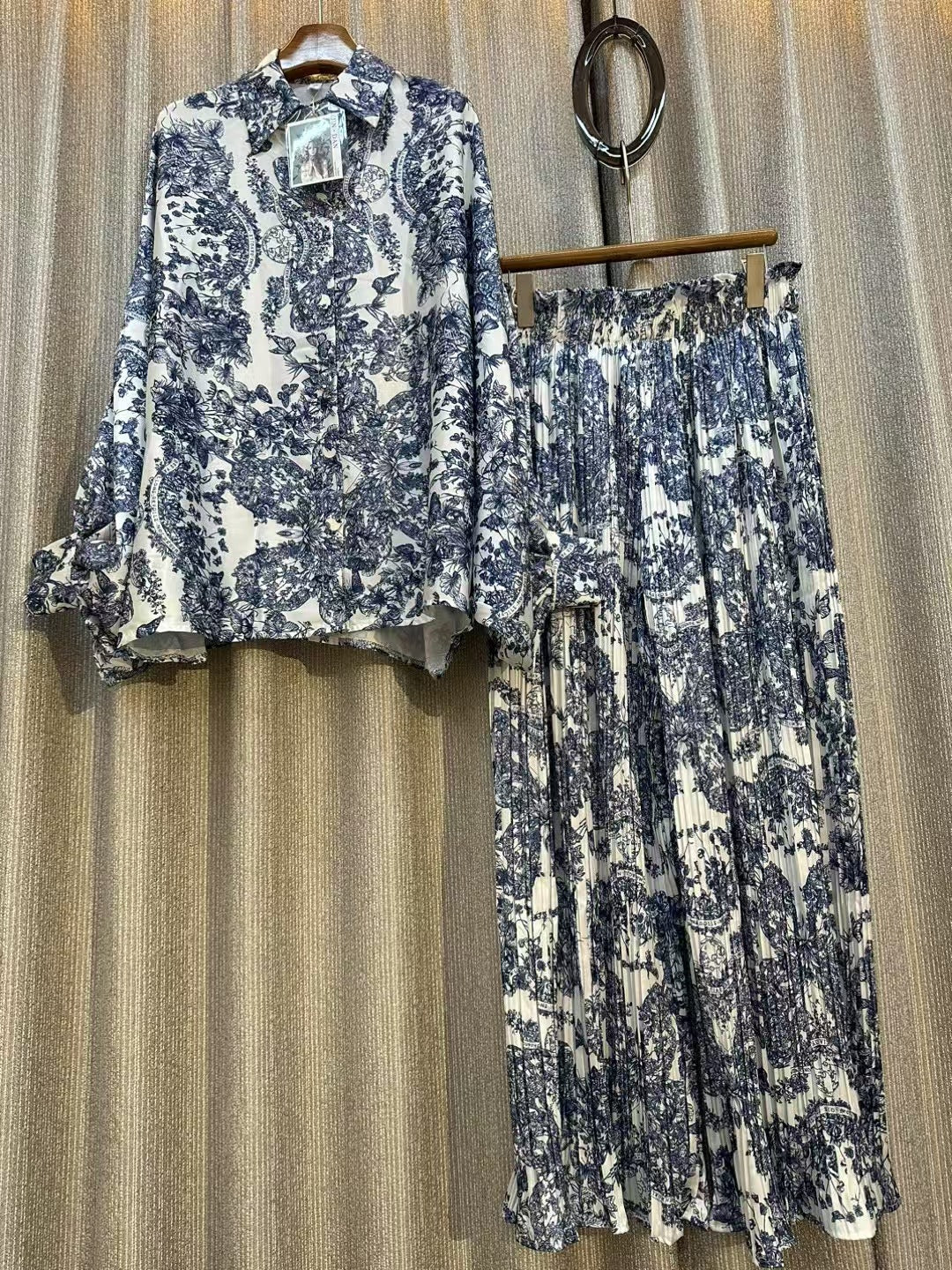 Personalized Printed Shirt Top High Waist Draped Wide Leg Pants Two-piece Set