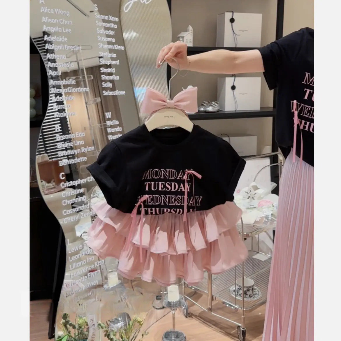 Girls' Pleated Skirt Western Style Letter T-shirt Two-piece Suit
