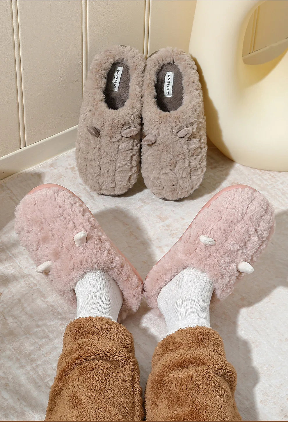 Warm Winter Women Slipper Sandals Home Cotton Shoes Eva Faux Plush Fur 4Cm Thick Platform Adorable Lamb Men Slipper For Indoor